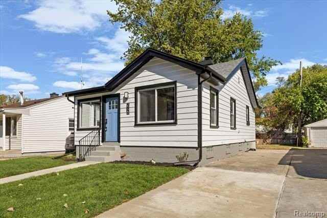 2120 Wrenson St - Photo 2 of 22