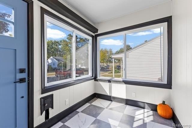 2120 Wrenson St - Photo 5 of 22