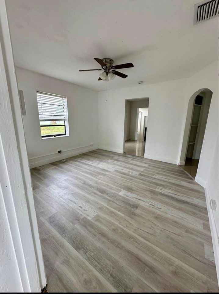 4397 Tellin Ave - Photo 7 of 8