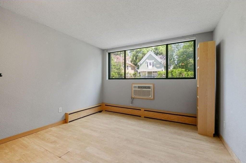 2530 1st Avenue South #101 - Photo 7 of 21