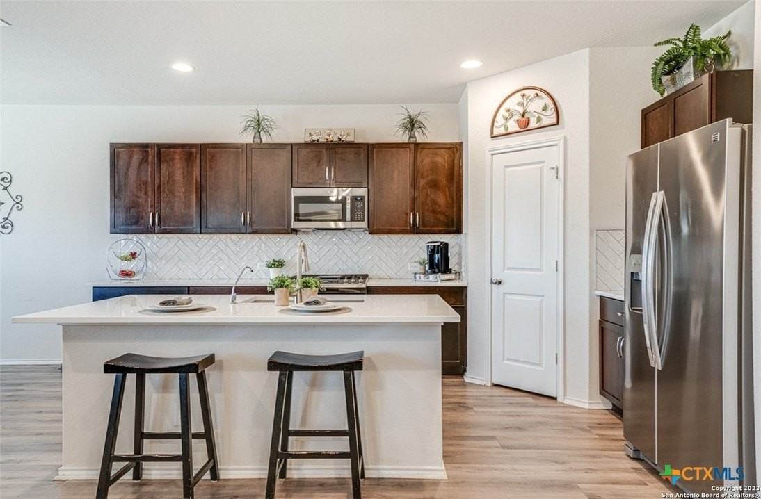 2946 Wolfcreek - Photo 3 of 10