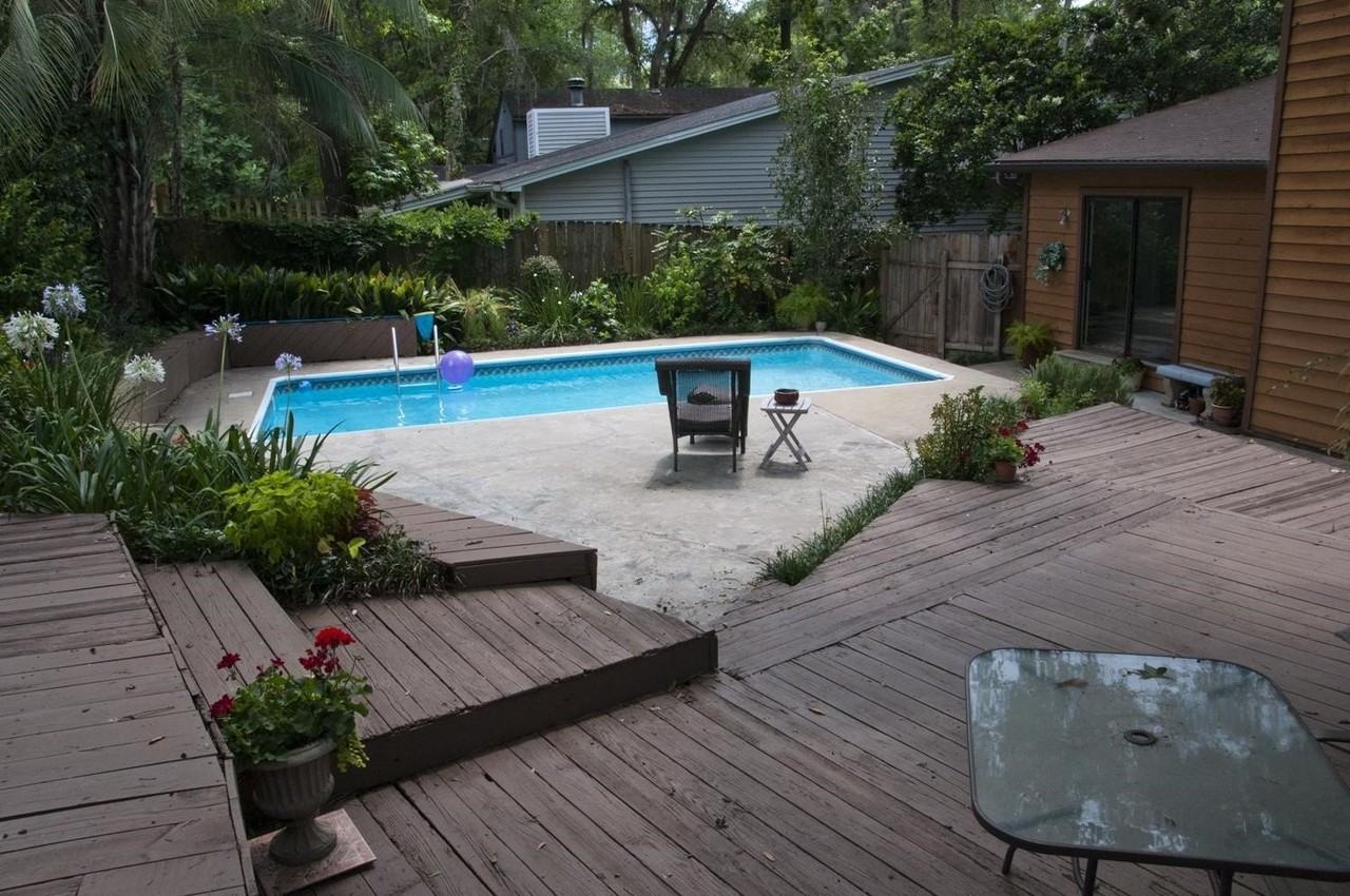 2983 Bayshore Dr - Photo 3 of 27