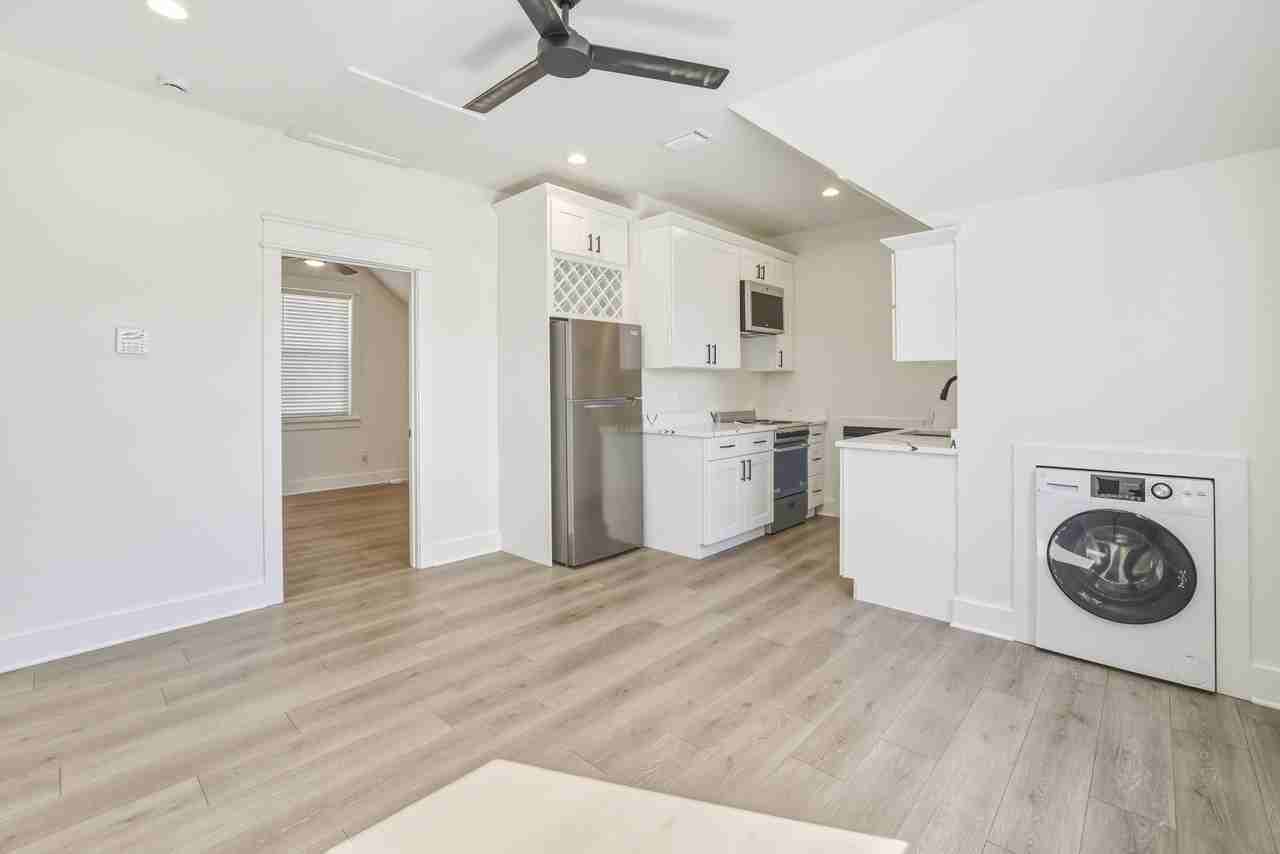 4056 Biltmore Ave ## 1 - Photo 6 of 17