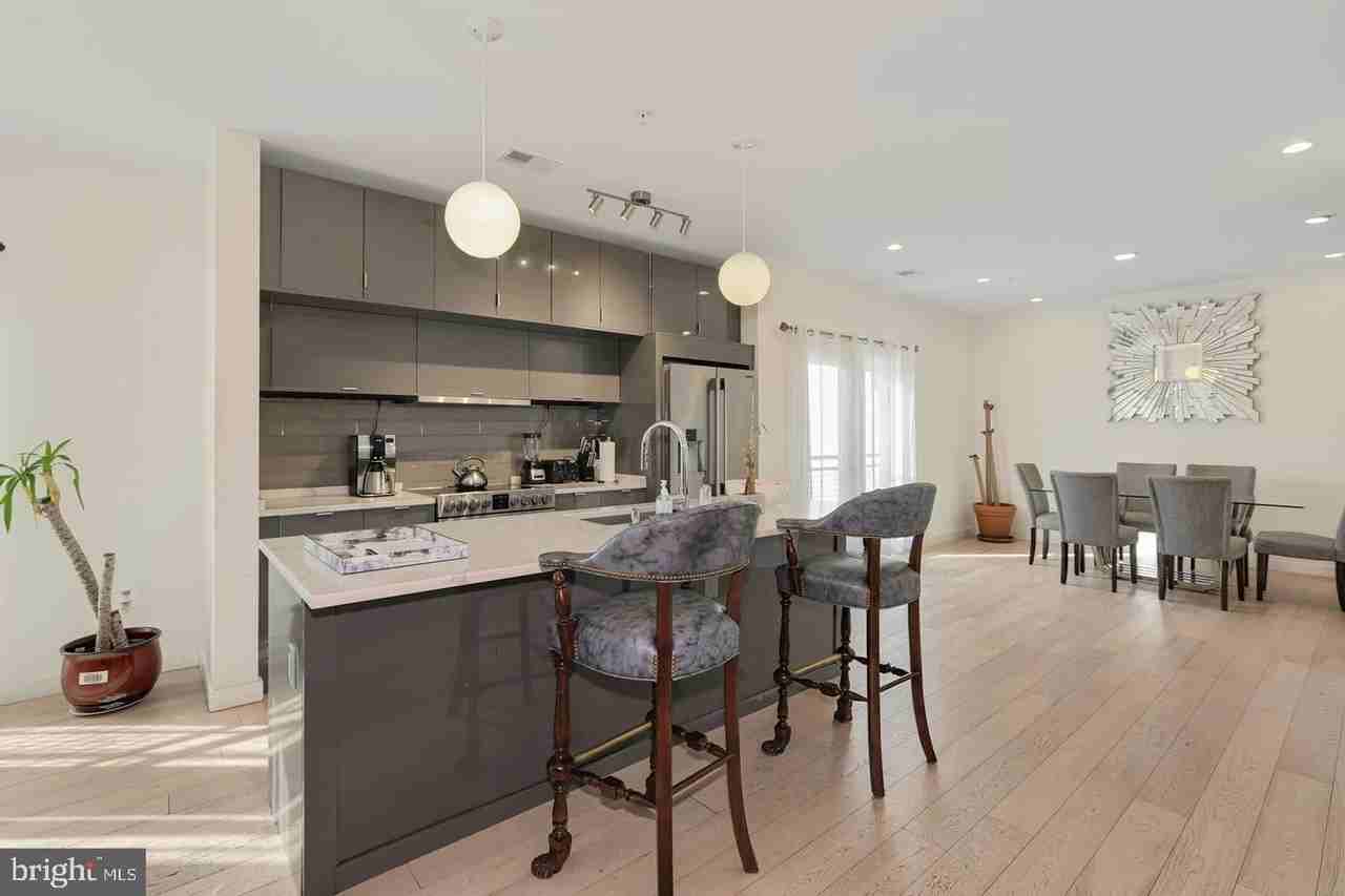 1495 Gallaudet Street Northeast - Photo 4 of 32