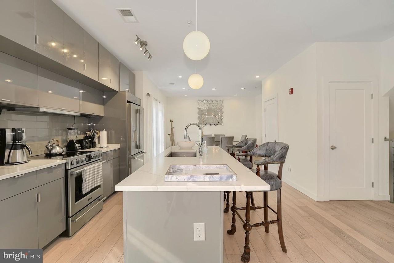 1495 Gallaudet Street Northeast - Photo 7 of 32