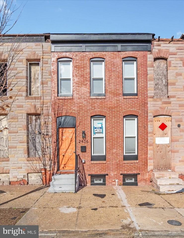 2436 East Biddle Street - Photo 2 of 33