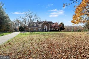 featured image of 1215 Heritage Hills Drive