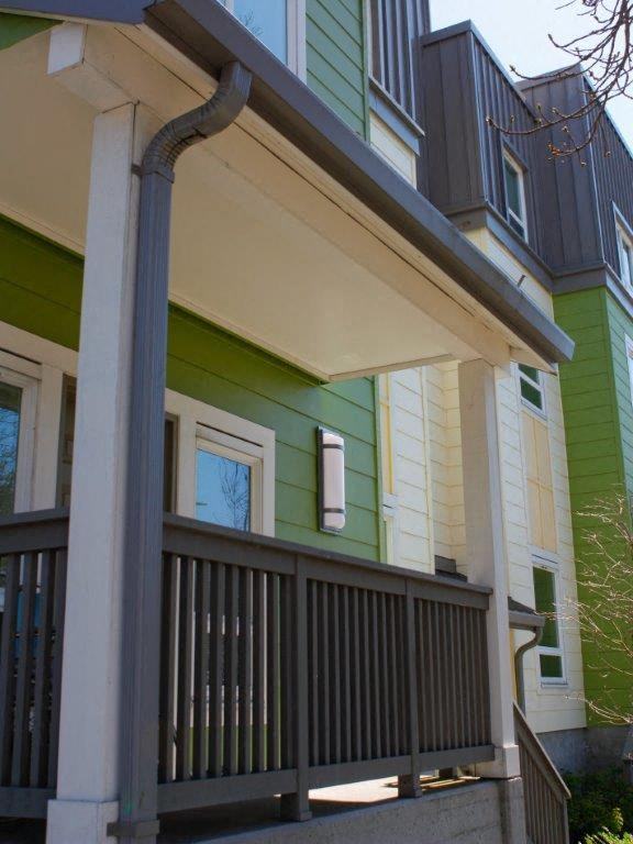 Stone Way Apartments - Photo 5 of 18