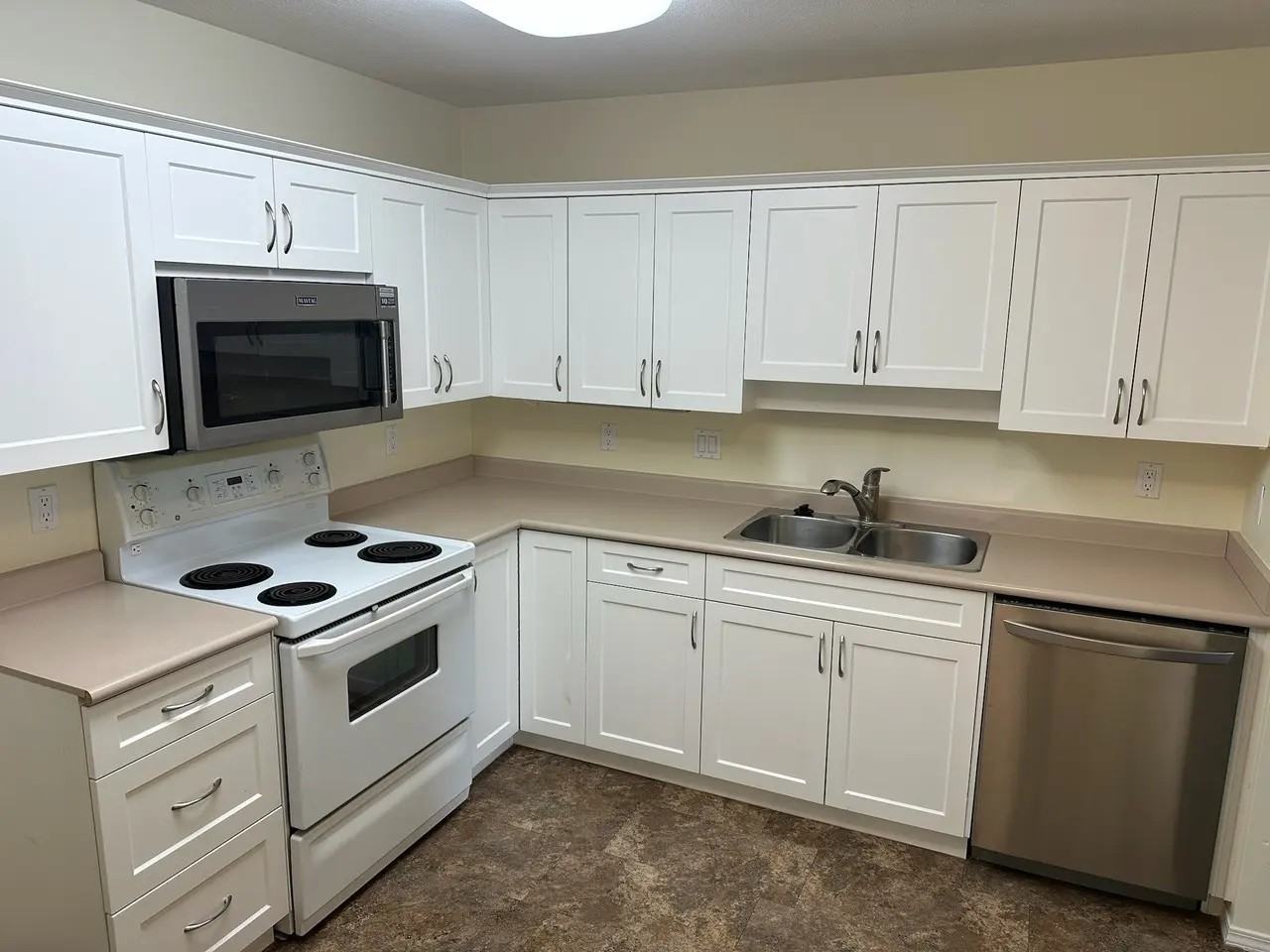 32085 George Ferguson Way #416 - Photo 5 of 13