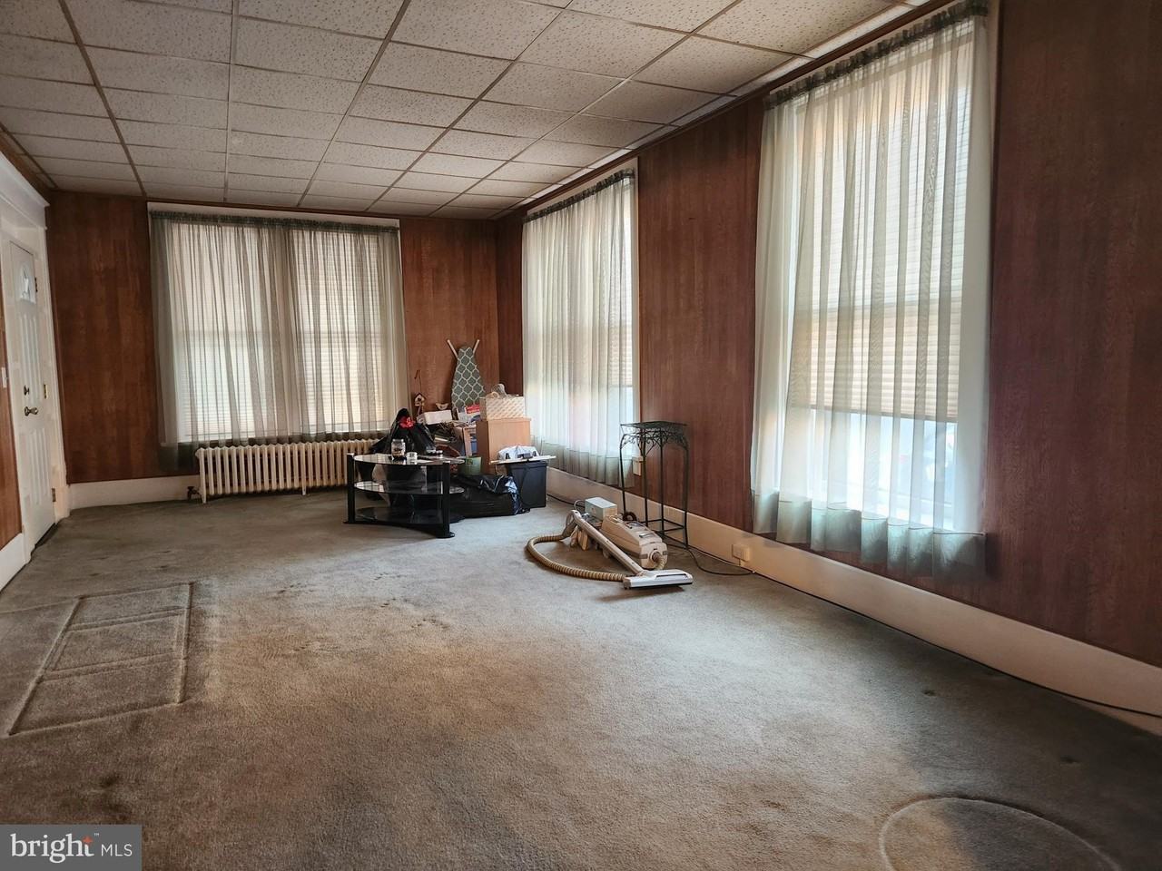 301 Market Street - Photo 6 of 10