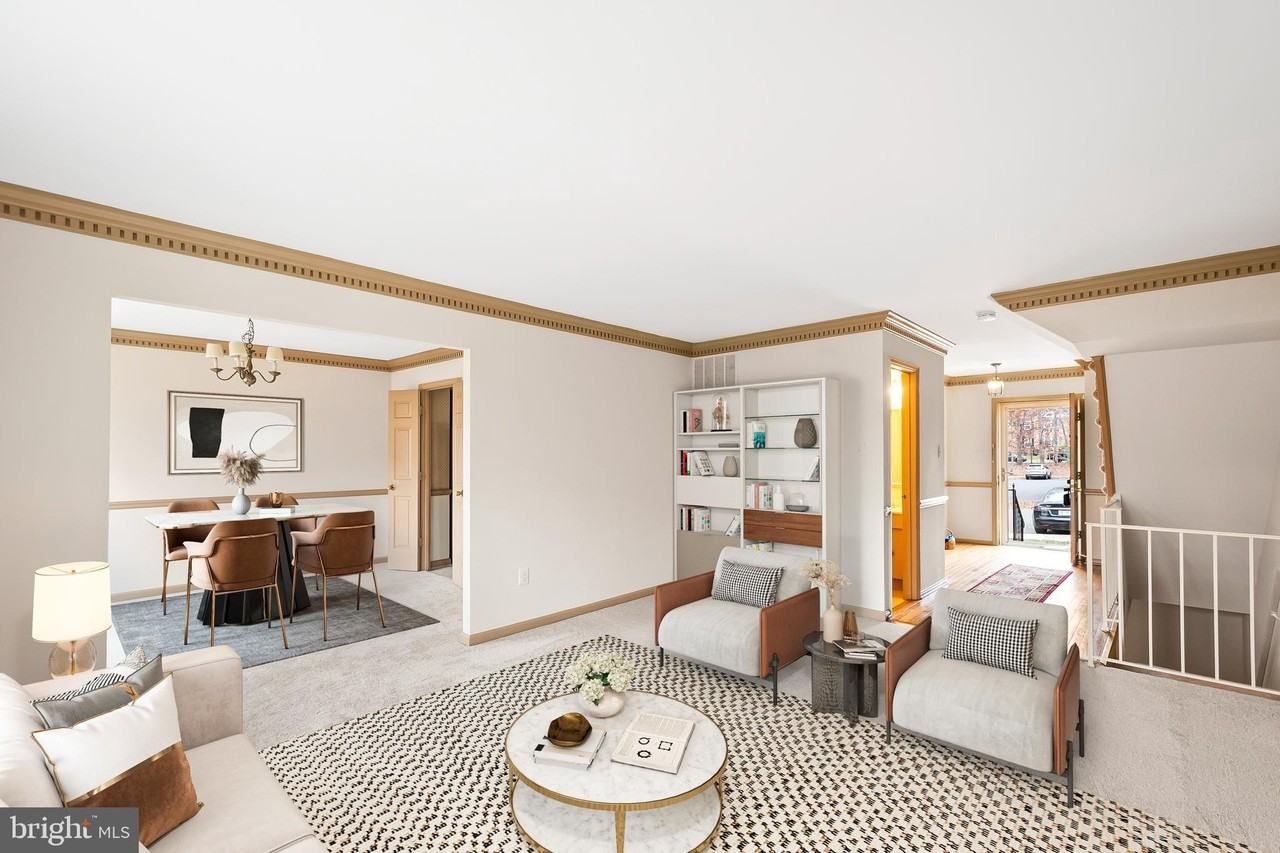 9518 Hunt Square Court - Photo 6 of 39