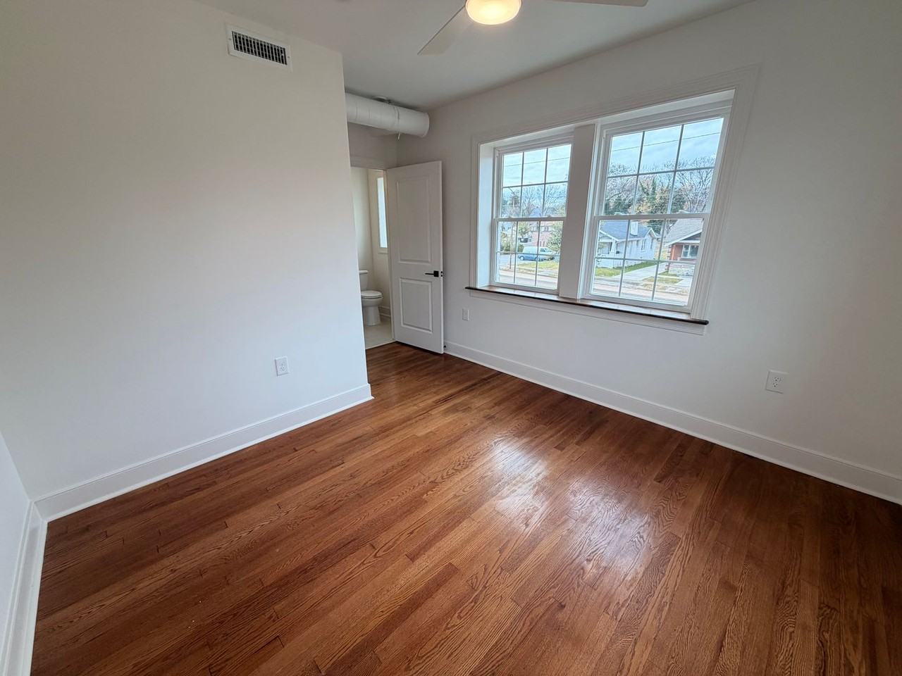 2724 E Magnolia Ave - Photo 7 of 16