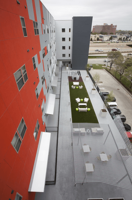 SUMMIT PARQUE, LLC - Photo 2 of 18