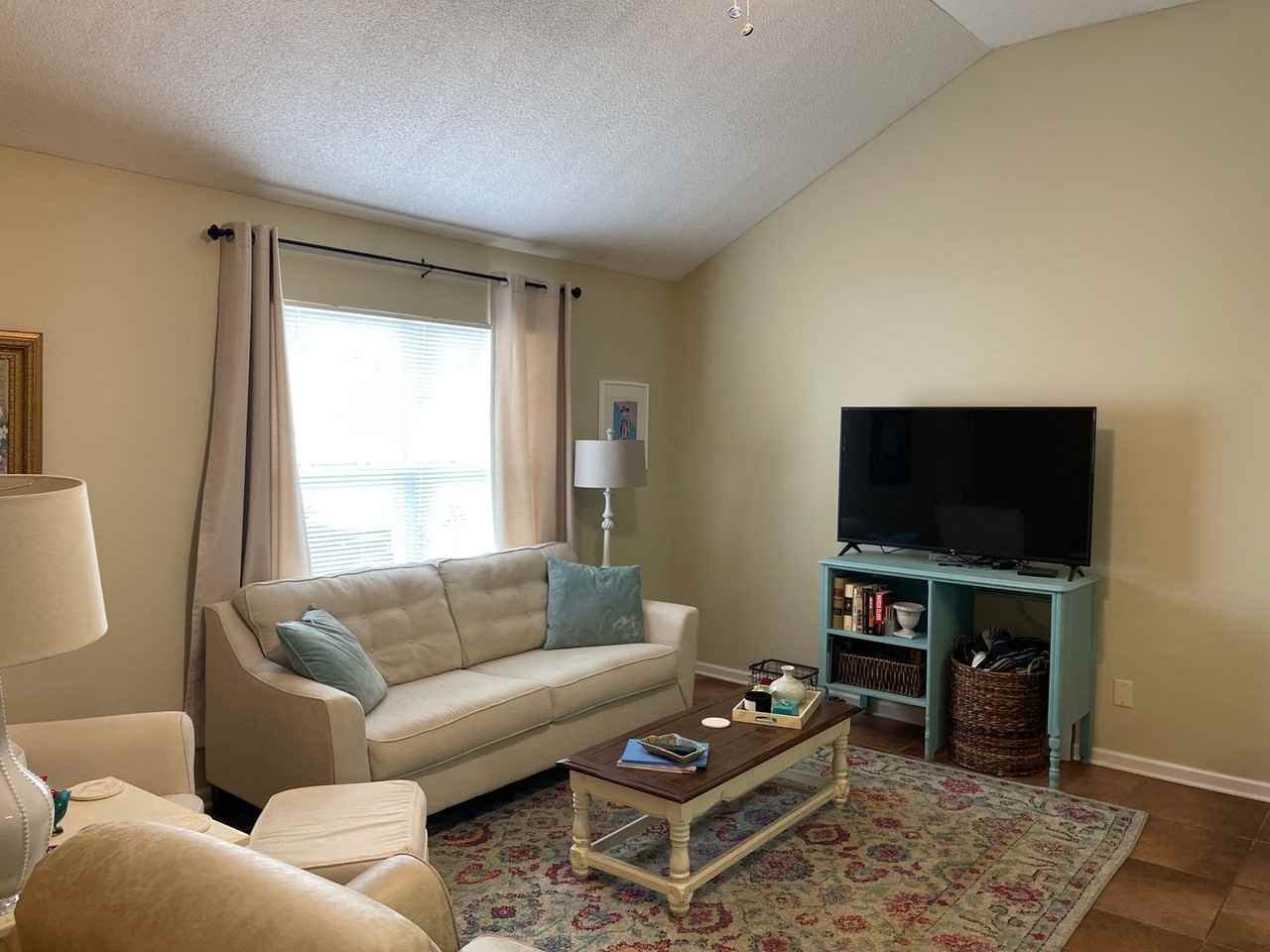 1012 Van Dorn Street - Photo 2 of 10