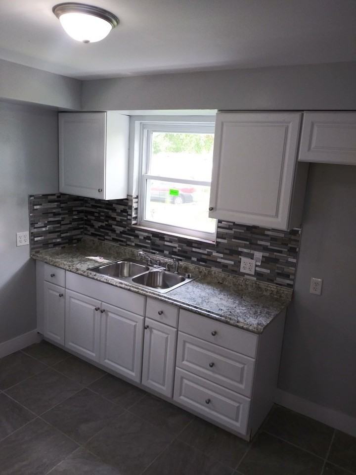 11730 Robson Street - Photo 3 of 22