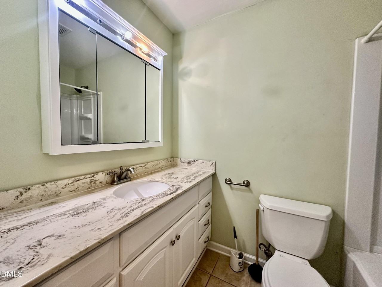 9009 Langwood Dr - Photo 6 of 18