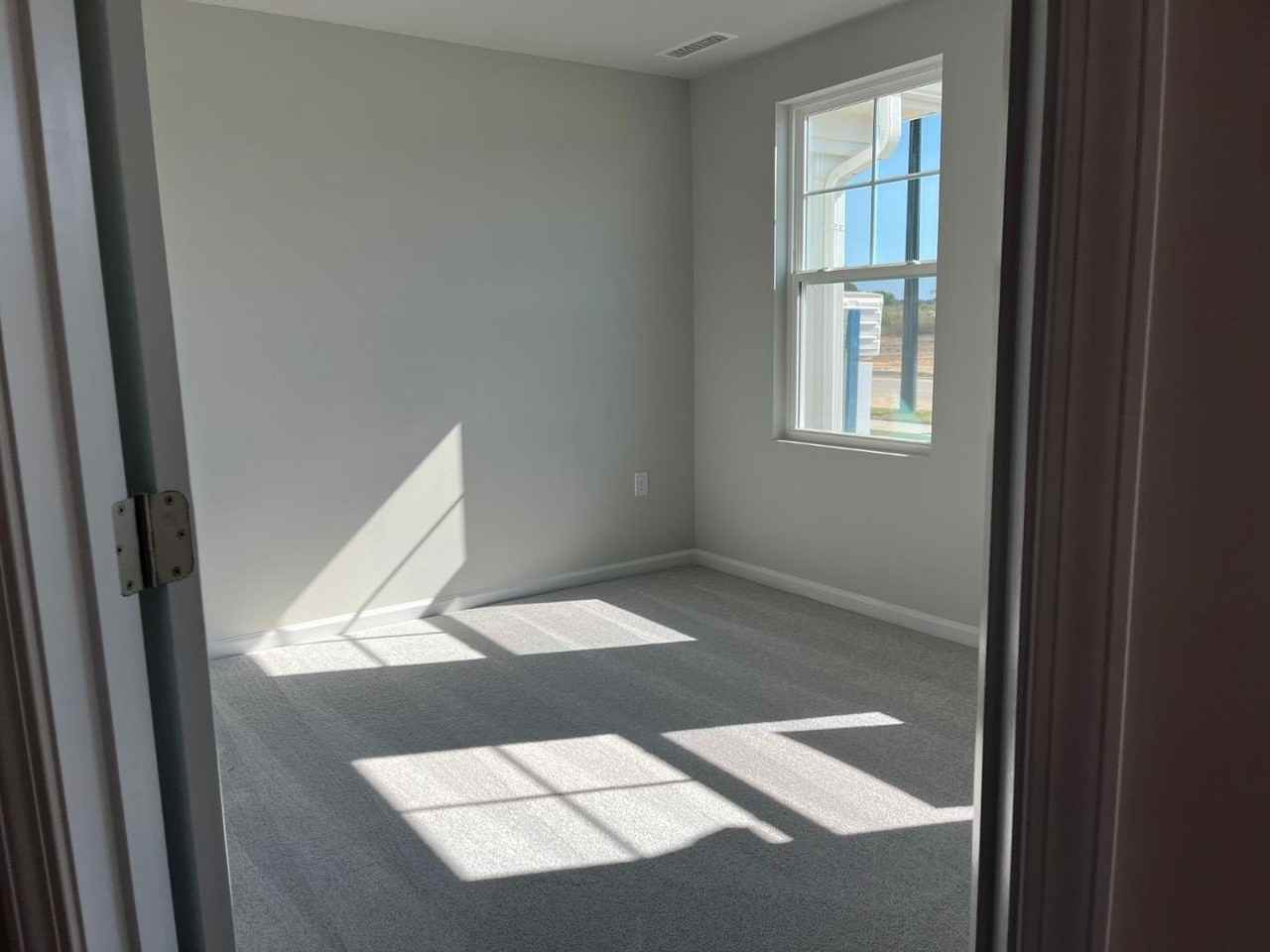 1918 Rosedale Ridge Avenue - Photo 3 of 18