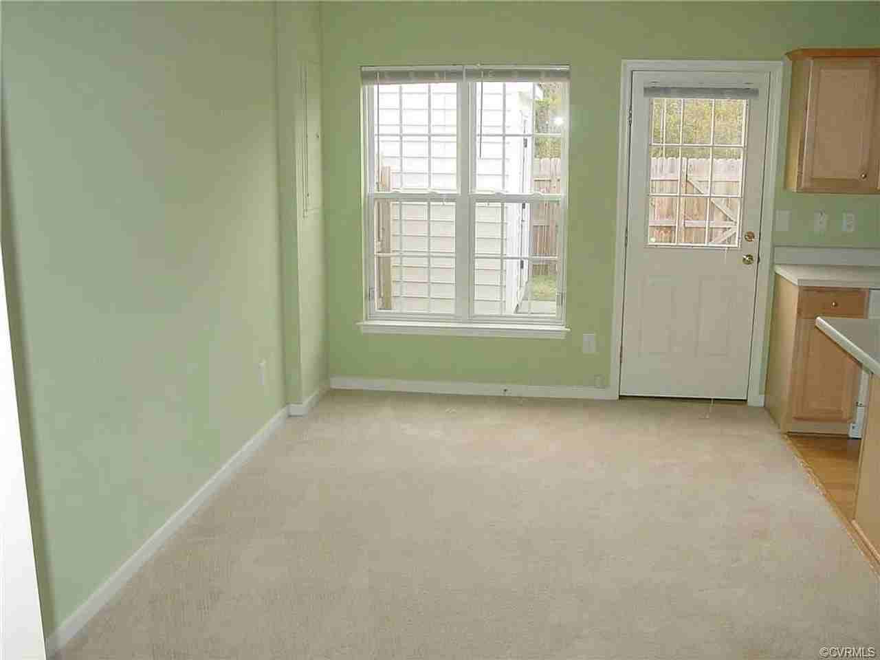 2039 Mountain Gate Ln - Photo 6 of 9