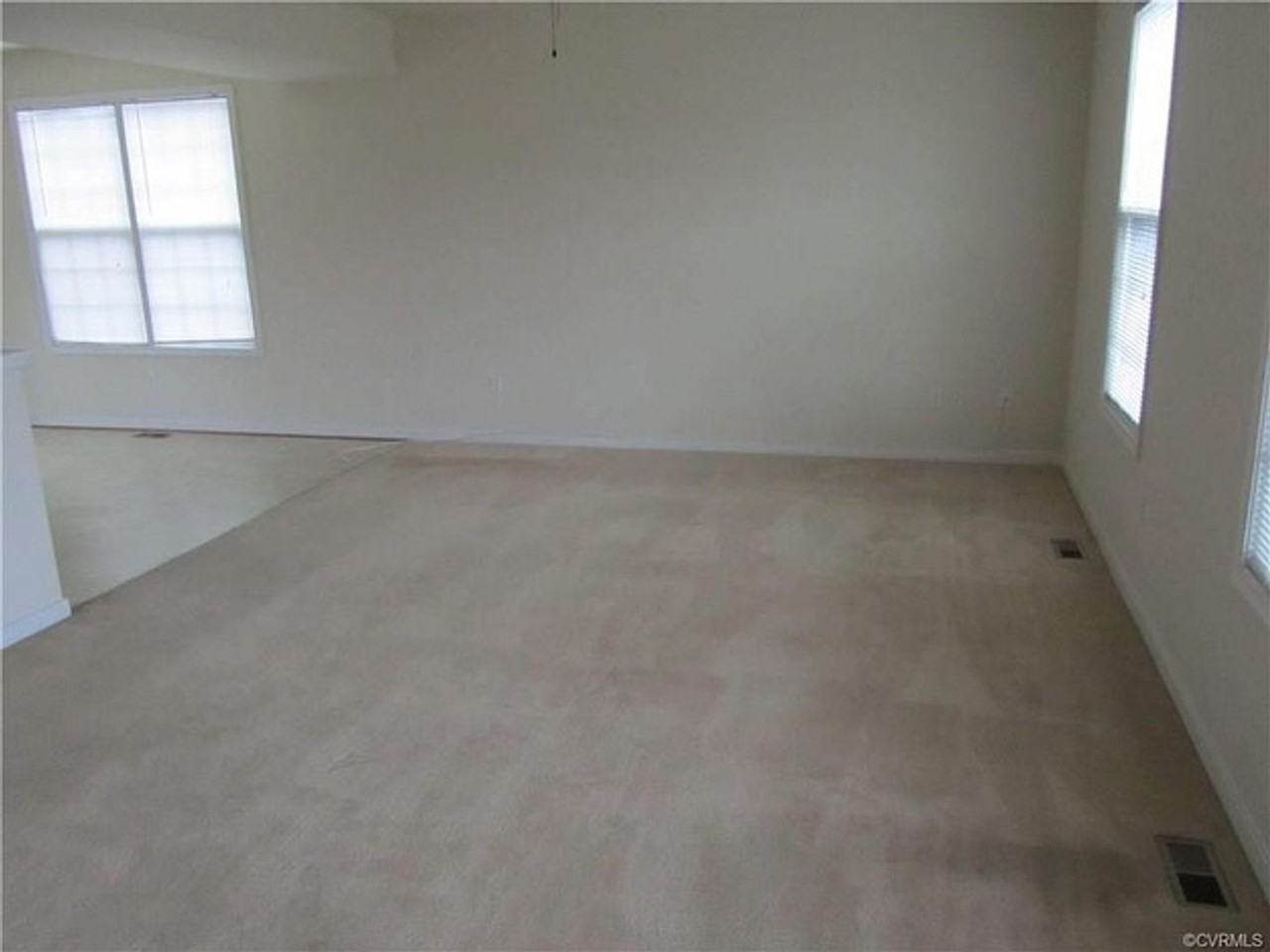 2920 Allen's Crossing - Photo 3 of 14