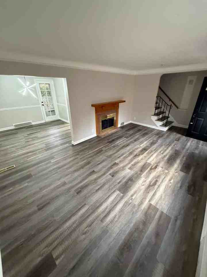 4935 Edsal Dr - Photo 5 of 15