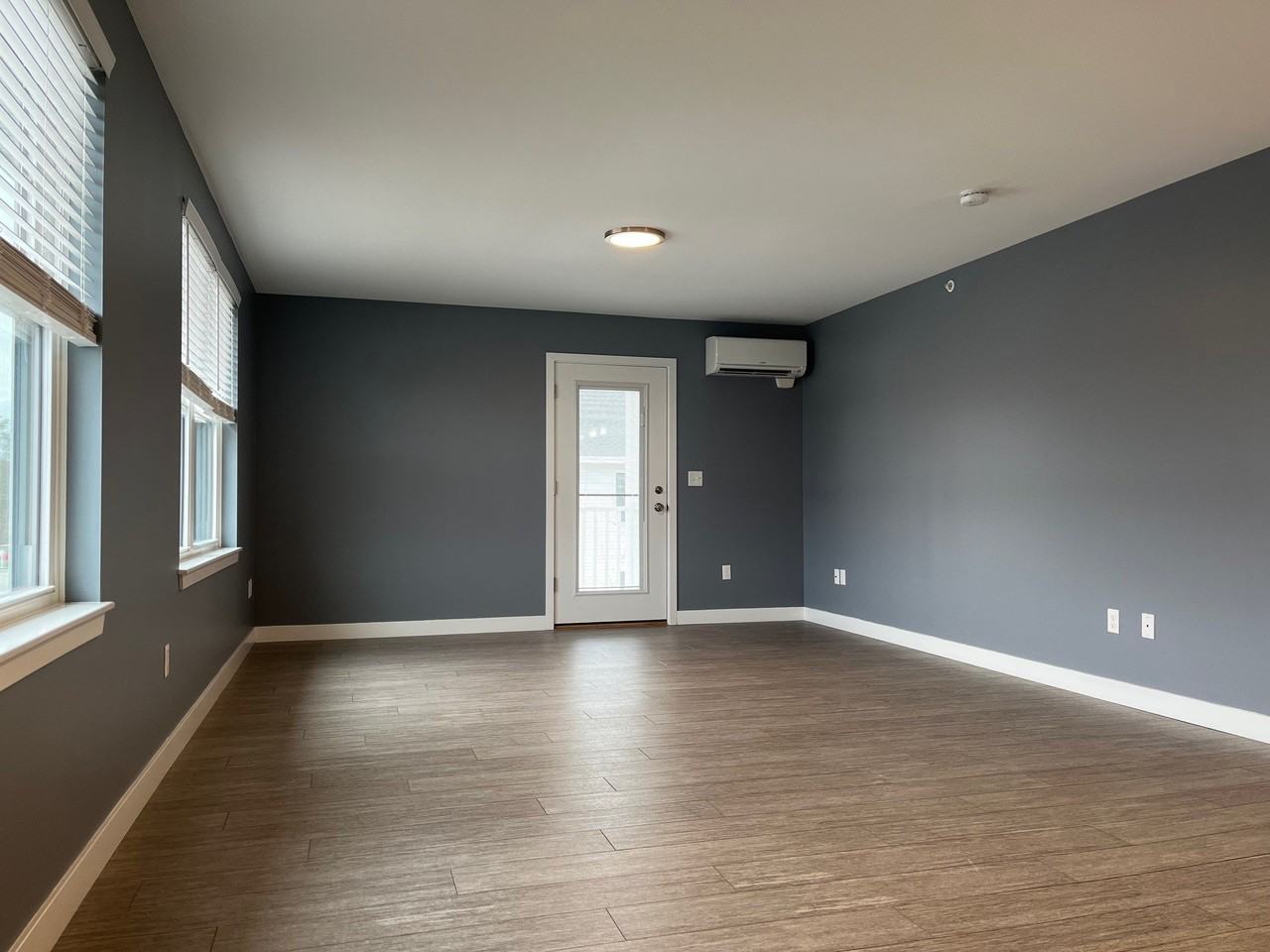 34 Mill Commons Dr - Photo 7 of 37