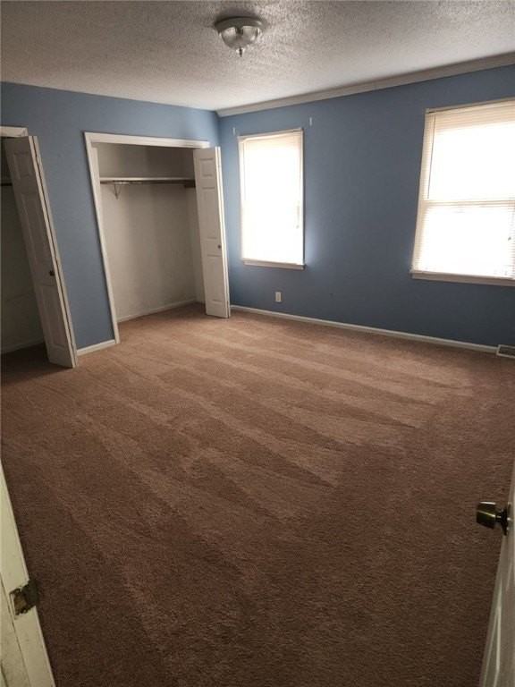 304 North Townville Street - Photo 4 of 10