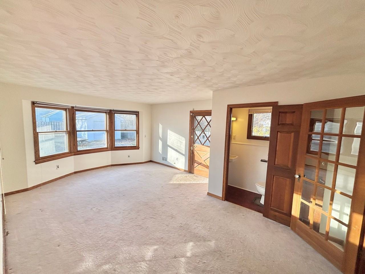 99 Shelbourne Rd - Photo 7 of 19