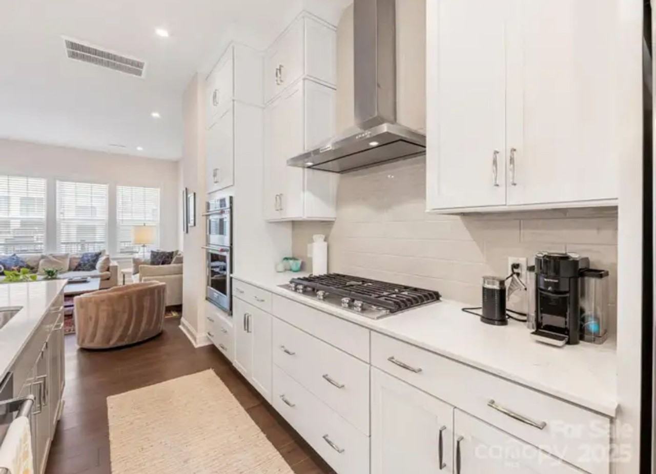 5018 Harrowsmith Ln #1 - Photo 6 of 25