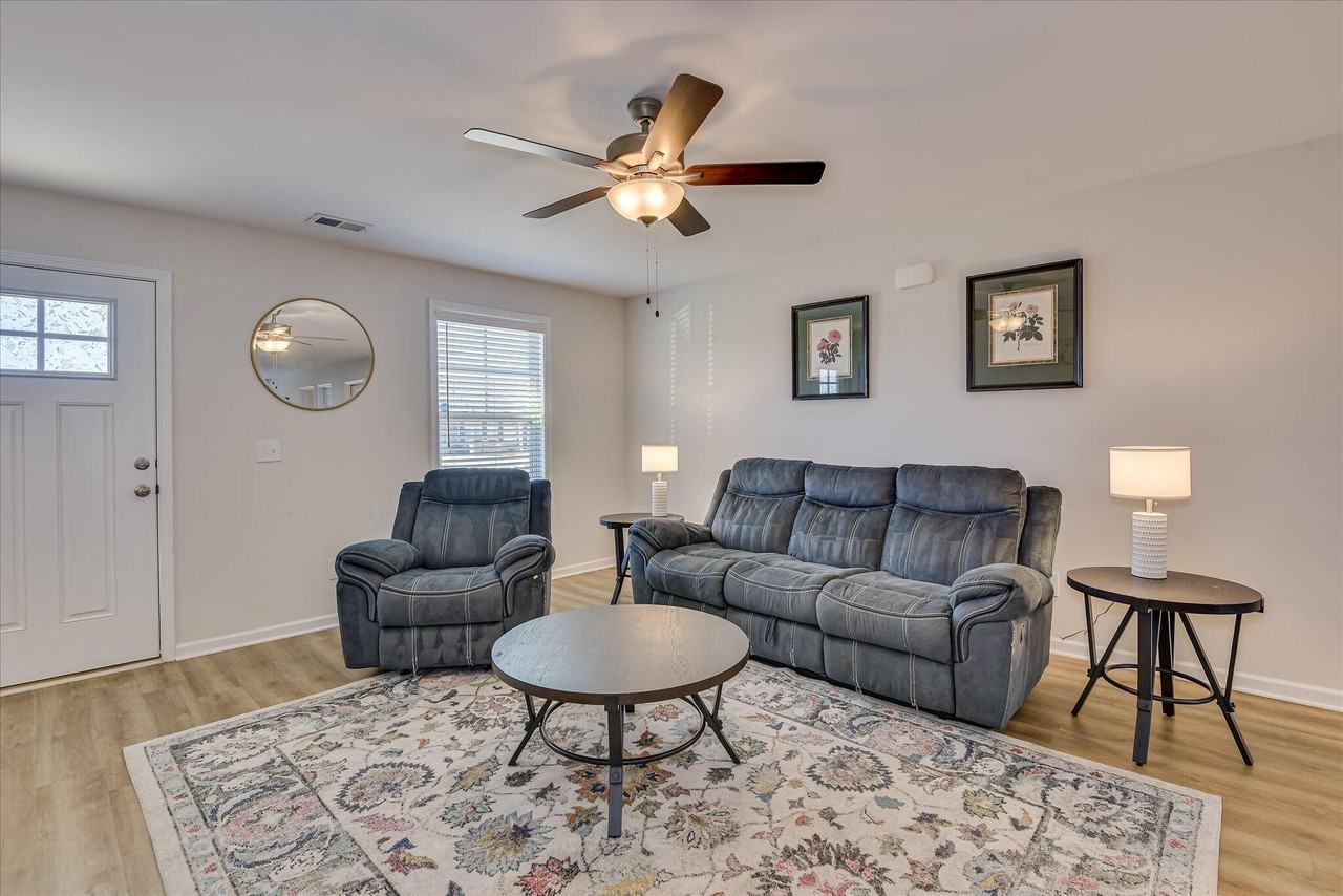 2047 Catlet Court - Photo 4 of 23