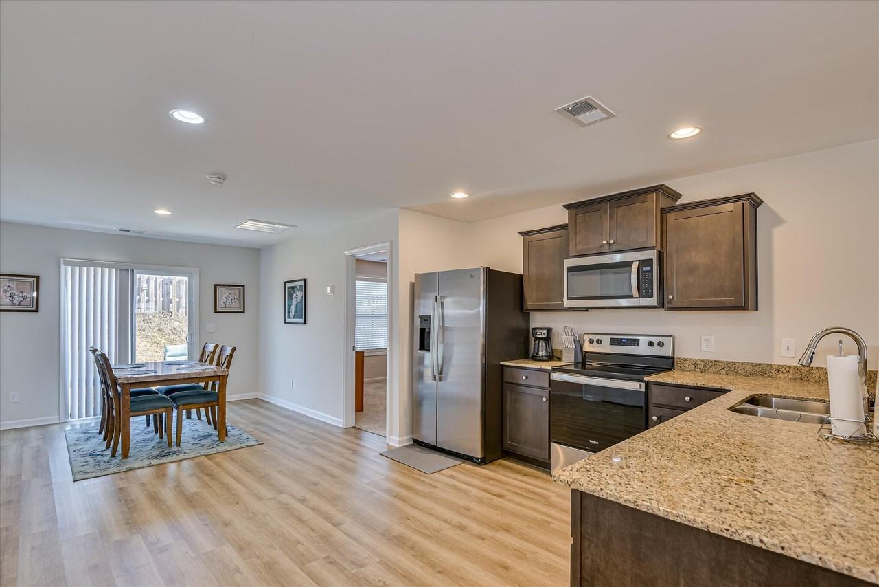 2047 Catlet Court - Photo 6 of 23