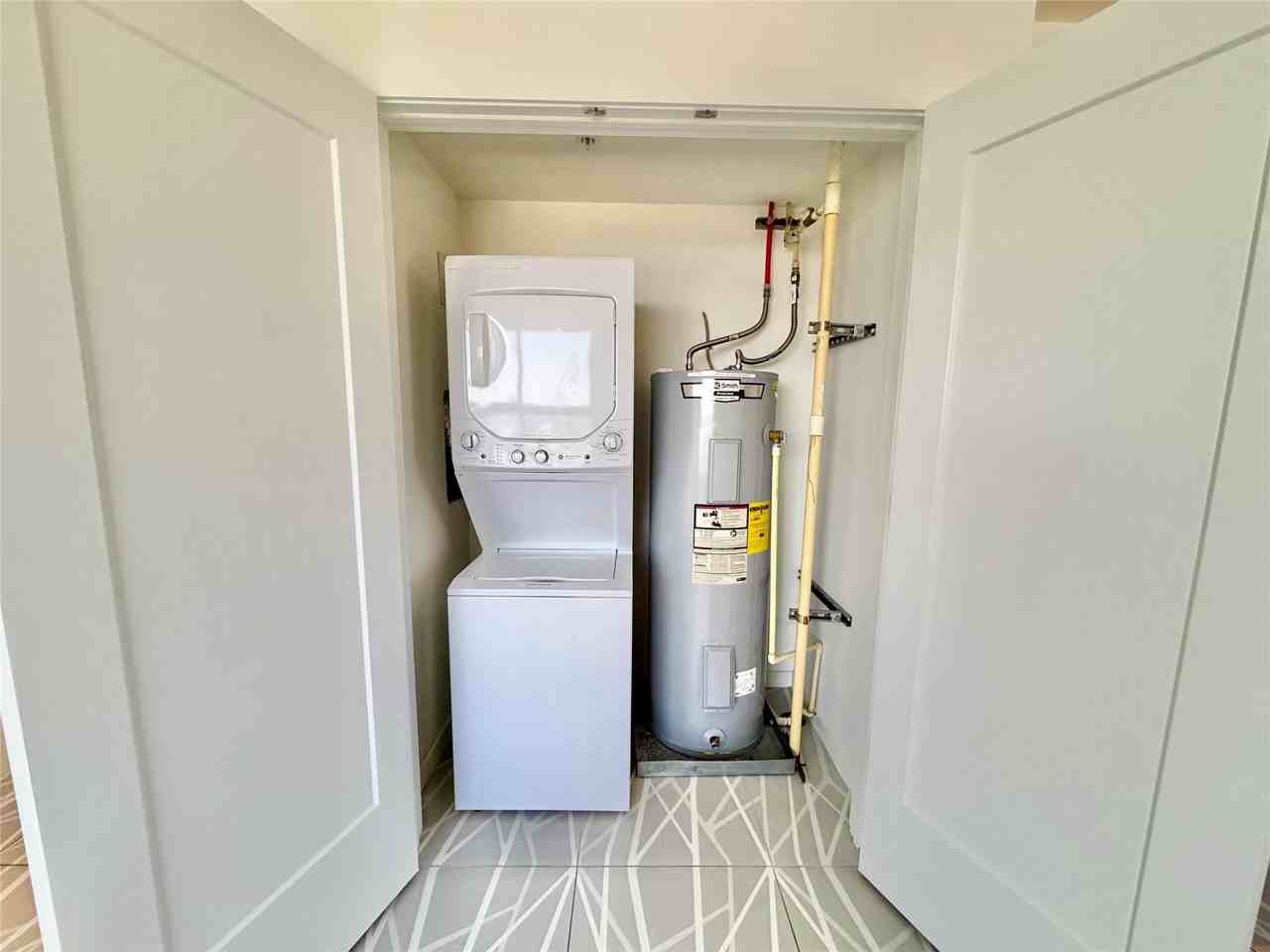 2201 Market Street - Photo 7 of 12