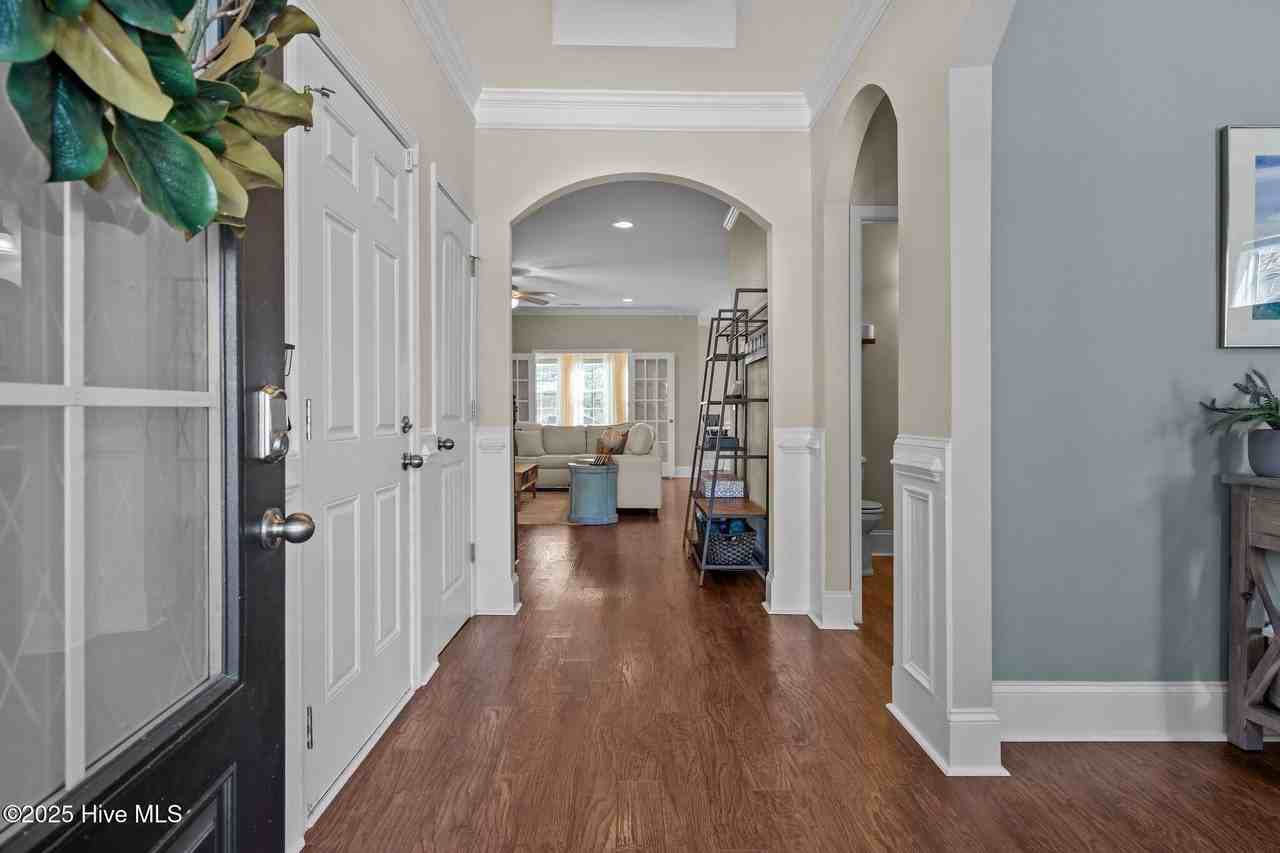 116 Old Club House Ln - Photo 4 of 36