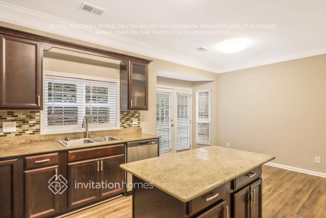 2140 Buckley Trl - Photo 4 of 26