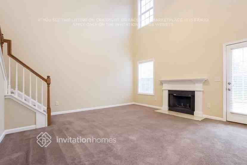 6532 Silk Tree Pointe - Photo 2 of 15