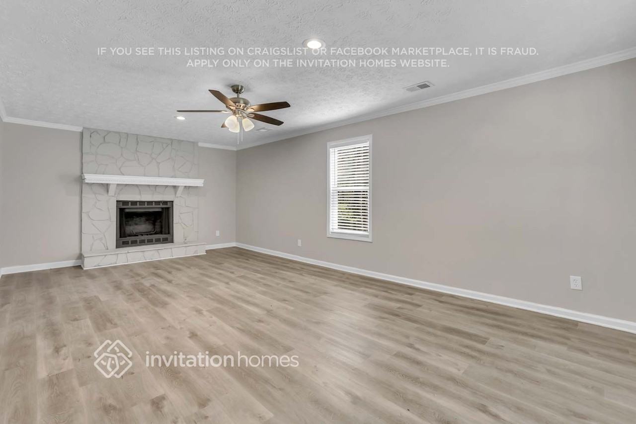 6583 Swift Creek Rd - Photo 4 of 28