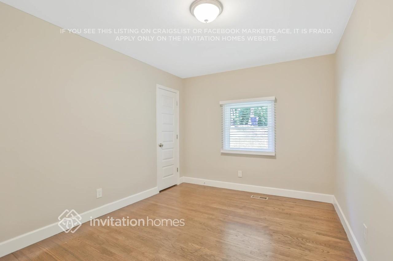 664 Indigo Ln Nw - Photo 5 of 15