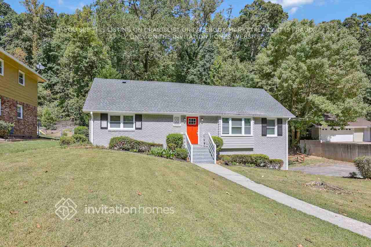 2635 Arrowood Dr - Photo 3 of 26