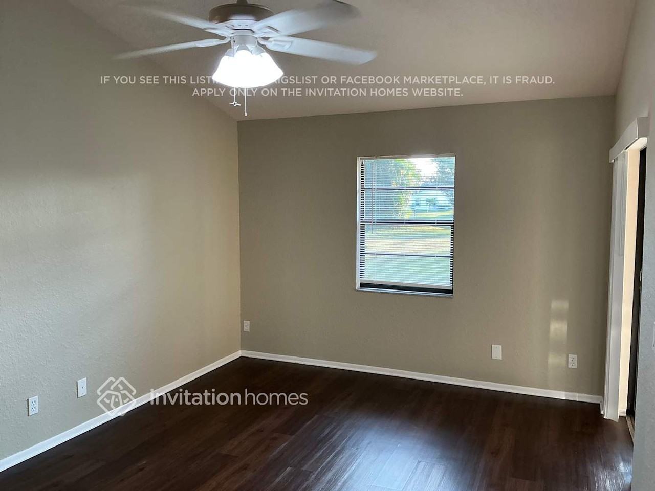 209 Uruguay Dr - Photo 7 of 17