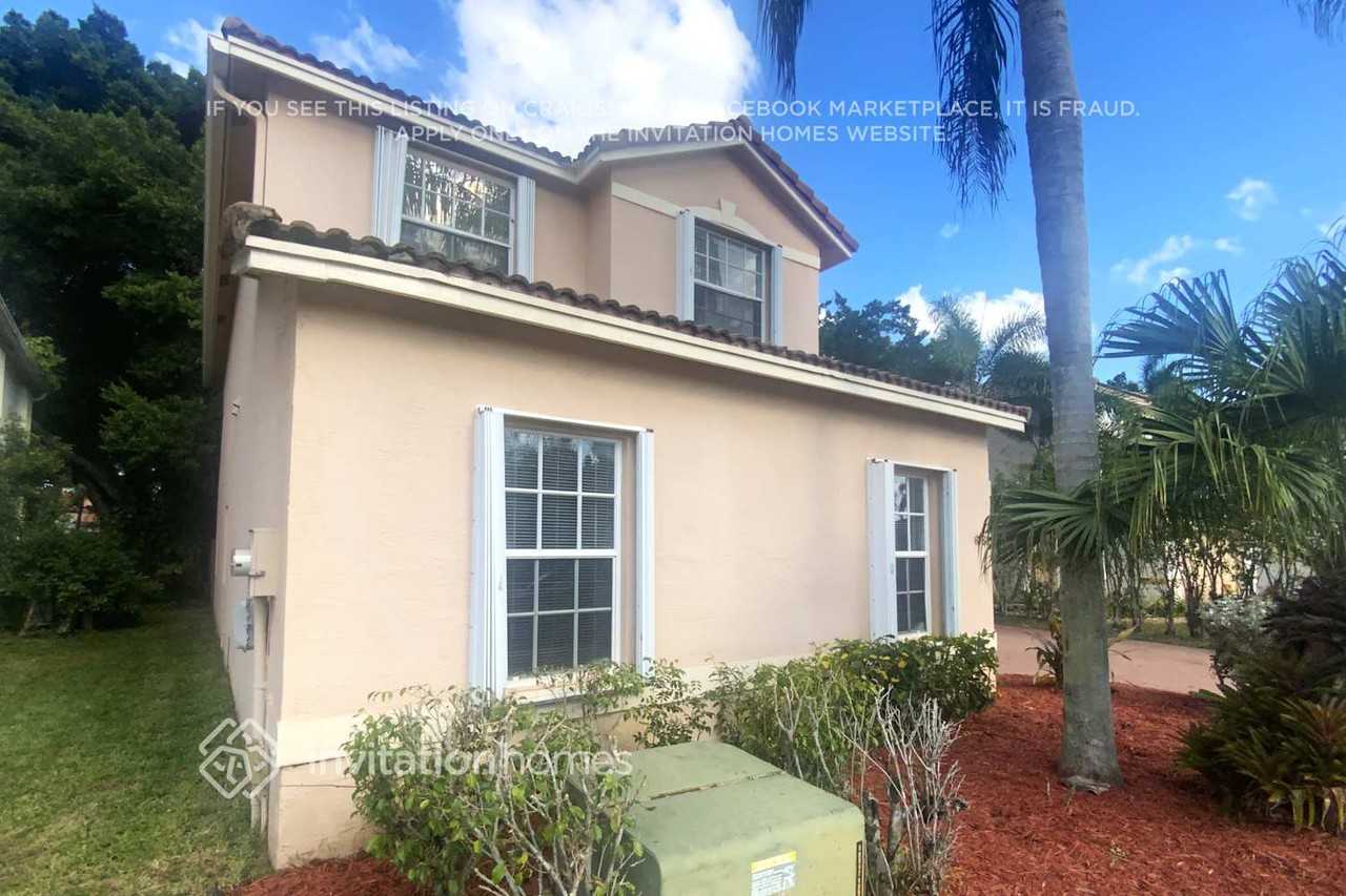 6763 Coral Reef St - Photo 2 of 19