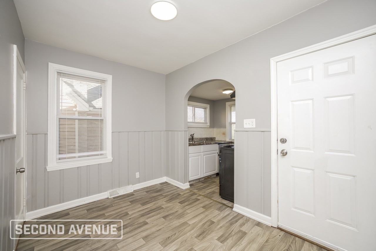 1806 Sundale Ave - Photo 6 of 29