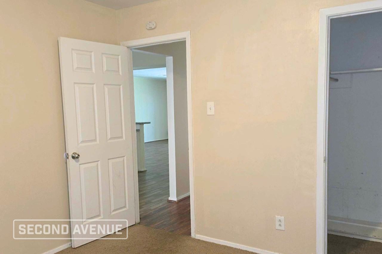 11727 N Marcia Cir - Photo 5 of 10