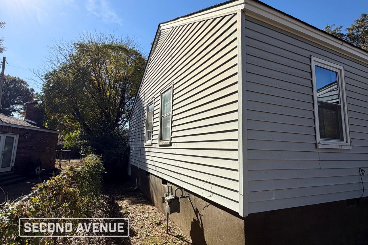 2709 Henley Dr - Photo 6 of 19