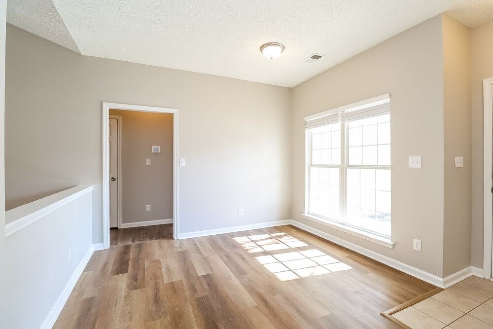 197 Everett Park Dr - Photo 5 of 16