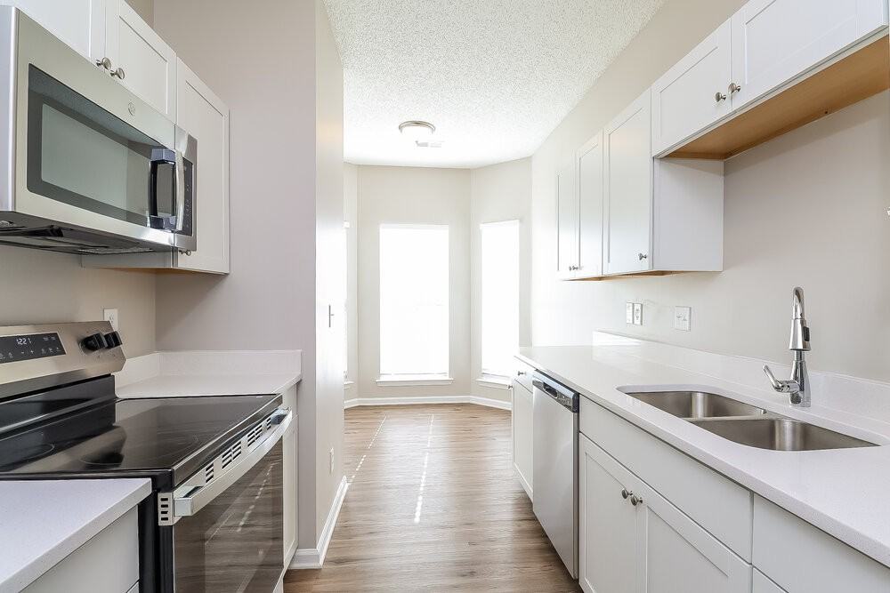 197 Everett Park Dr - Photo 7 of 16