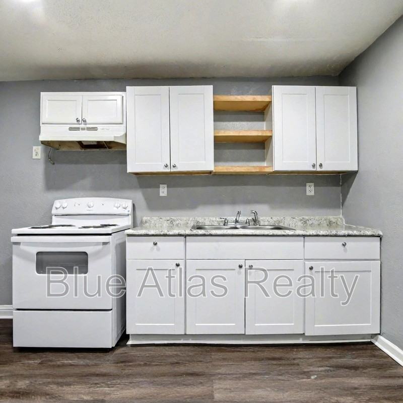 1212 Riverview Dr #A - Photo 5 of 19