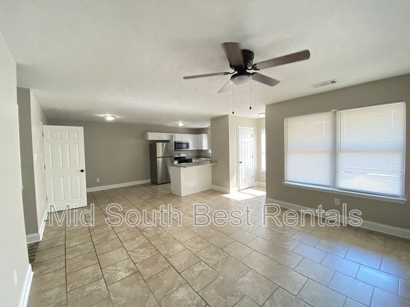 312 Bellewood Ln #A - Photo 5 of 15