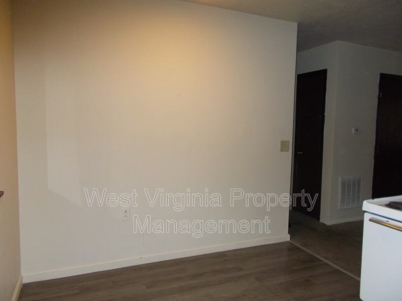 130 Elm St #5 - Photo 7 of 13