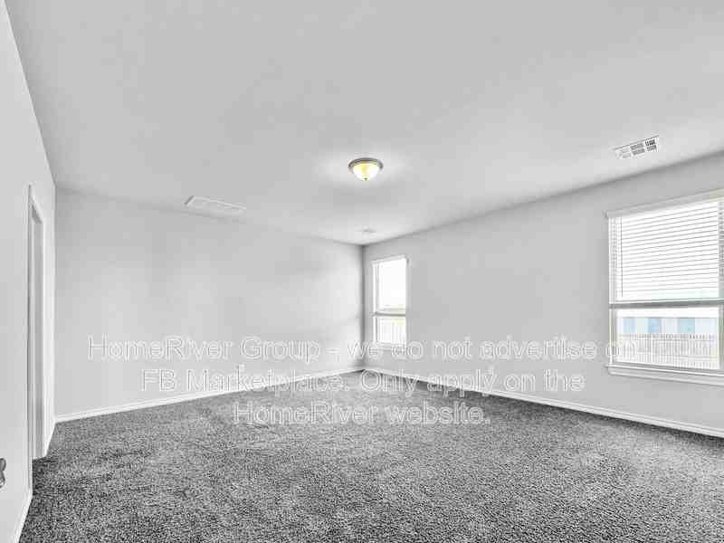 11133 NW 95th Ct - Photo 7 of 24