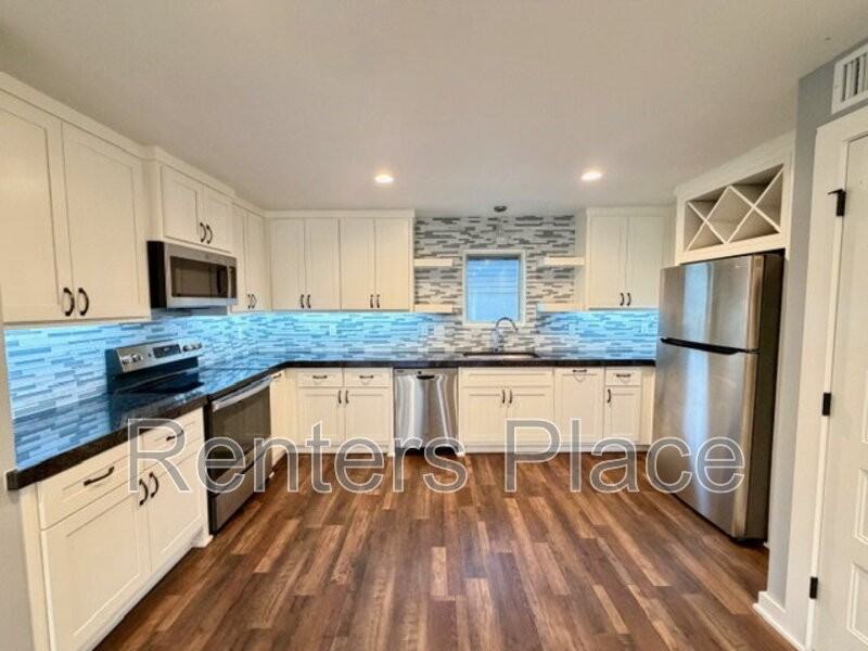 807 S Trenton Ave #1 - Photo 6 of 13