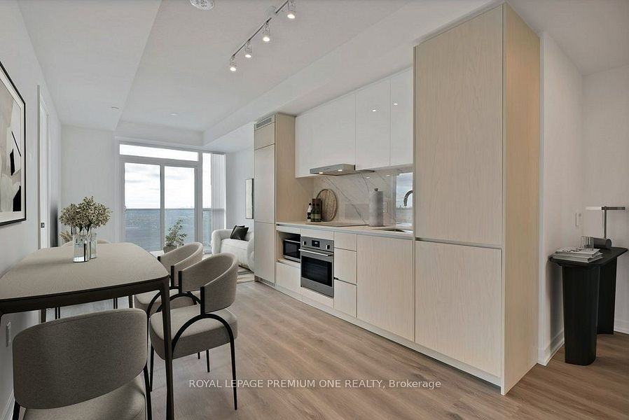 28 Interchange Way #4010 - Photo 3 of 14